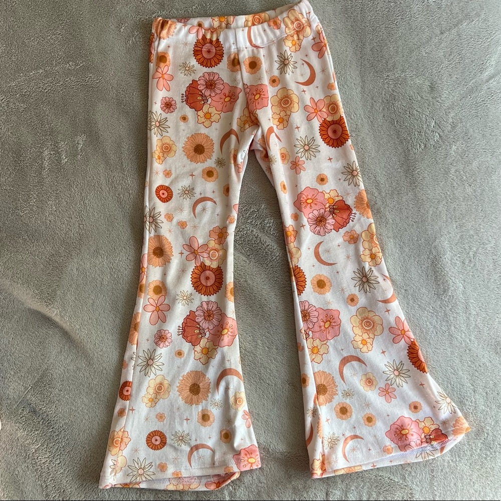 🎃🌛🌜🌝🌻🌼Sugarplum Lane Baby bell bottoms sunflower 5T